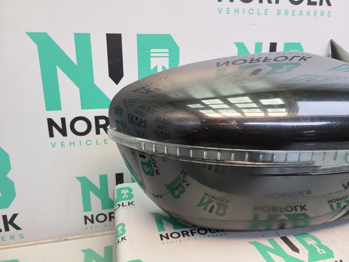 Nissan Juke Right Power Fold Mirror 96301HM04A Facelift F15 22/4  