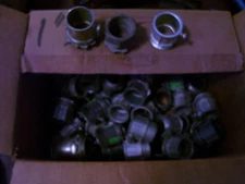 1" EMT SET SCREW CONNECTORS LOT OF 25 