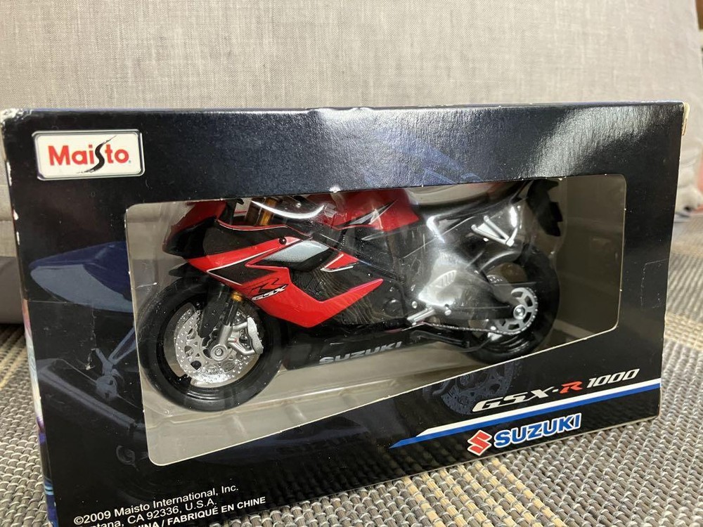Maisto Suzuki Gsx-R1000 1/12 Model