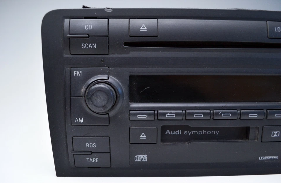 Audi A3 8P 2.0 TDi Autoradio Symphony 8P0035195 ohne Code - Bild 3 von 4