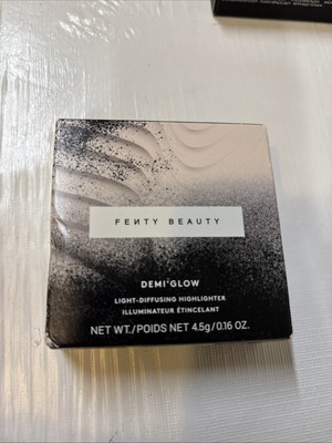 Fenty Beauty Demi Glow Light Diffusing Highlighter  (Rich Hunnie 06) 0.16oz/4.5g