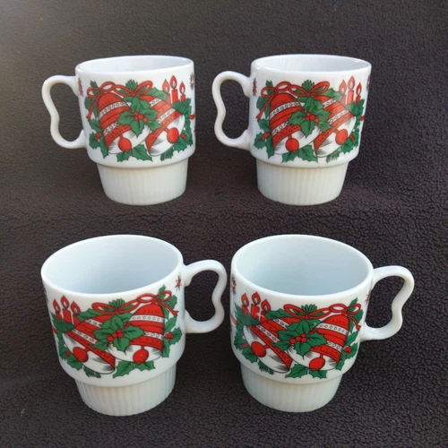 Vintage Christmas Holiday Stacking Mugs Set of 4 SY Japan Cups Coffee Starburst