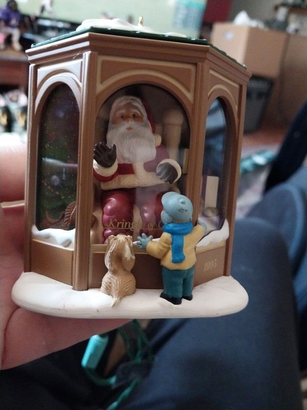 Hallmark Keepsake Ornament Coming to See Santa 1995. Light, Motion , Voice