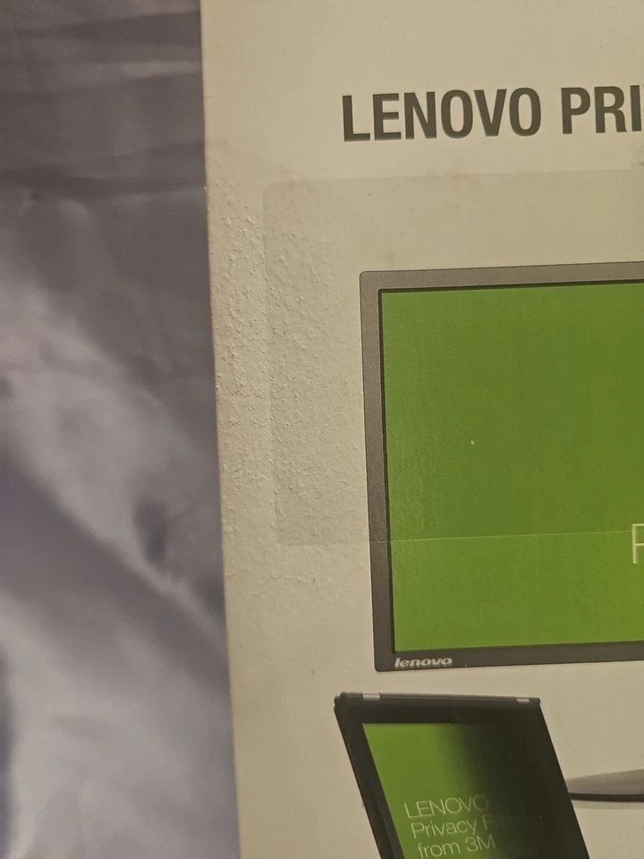 NEW Lenovo 3M Black Privacy Filter 14.OW9 - Image 3 of 3