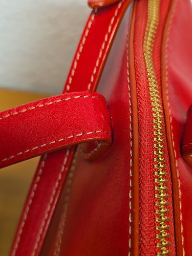 Classic Red Leather Ralph Lauren Handbag Shoulderbag Purse Gold Accent Beautiful - Picture 11 of 23