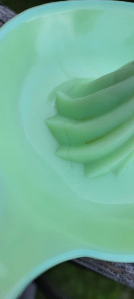 EXPRIMIDOR/ESCARIADOR VINTAGE DE VIDRIO VERDE JADITA 7" -- CHIP Foto 4 de 4