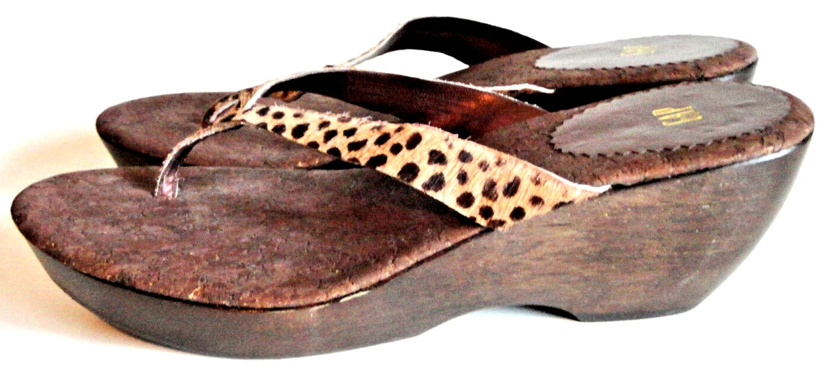 GAP Size 10 Animal Print Flip Flop Style Wedge High Heel Sandals