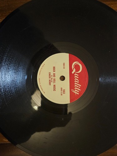 10 in records, 78 rpm in used condition. Singles. Capital records  - Picture 1 of 18