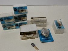 Motorola Vintage Transistor Lot Most Original Packaging 2N5192 2N1011 MM999