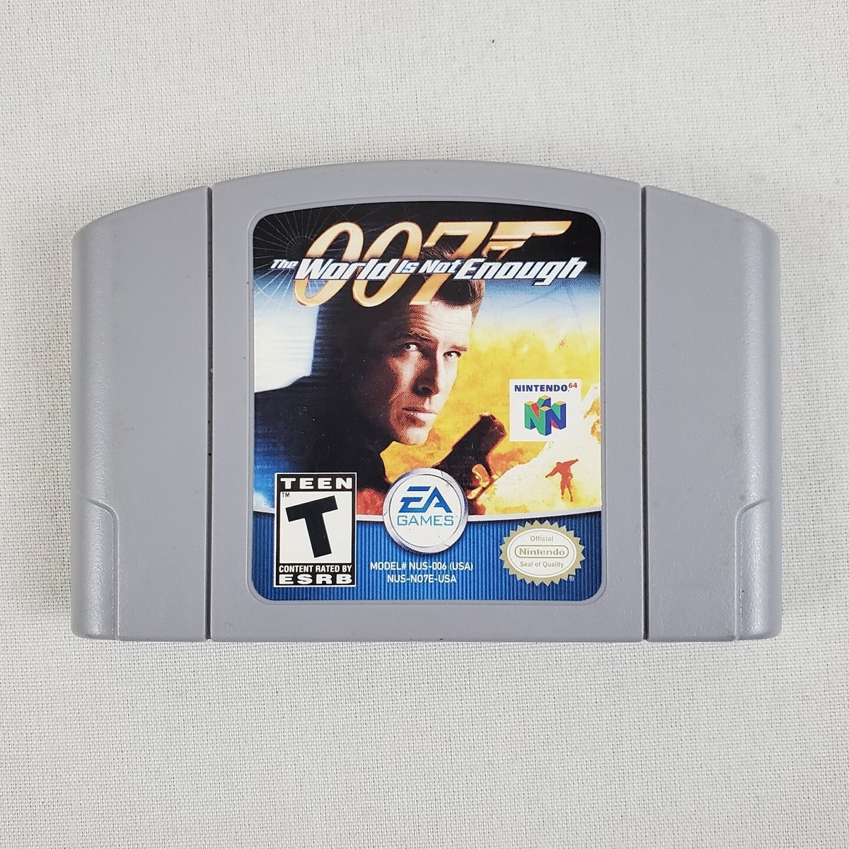 World is Not Enough 007 (Nintendo 64, 2000) Authentic, Cartridge