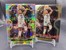 Ruthy Hebard - 2022 Prizm WNBA - Cracked Ice And Base #4 - Chicago Sky
