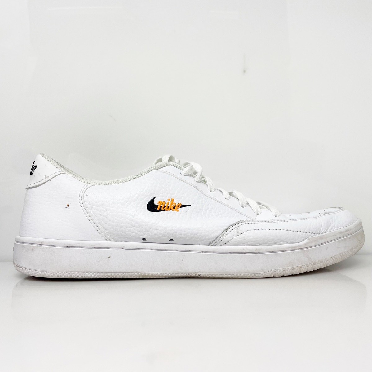 nike court vintage premium leather trainers in white