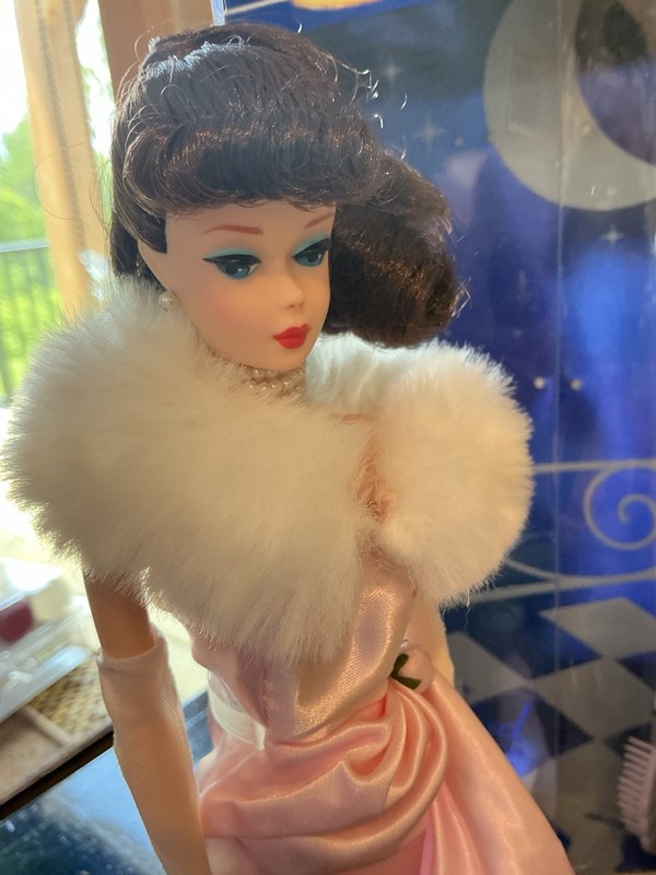 Mattel Barbie Collector Edition Doll Pink Satin Gown Faux Fur Stole Stand