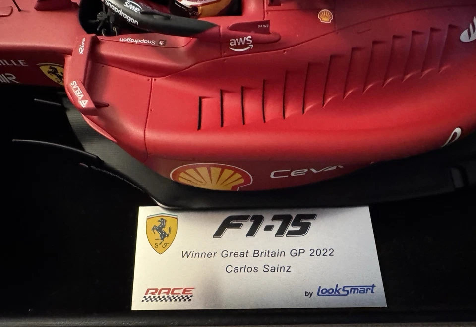 Ferrari F1-75 Carlos Sainz #55 Great Britain GP 2022 LS18F1043 1/18 Looksmart F1 - Immagine 2 di 3