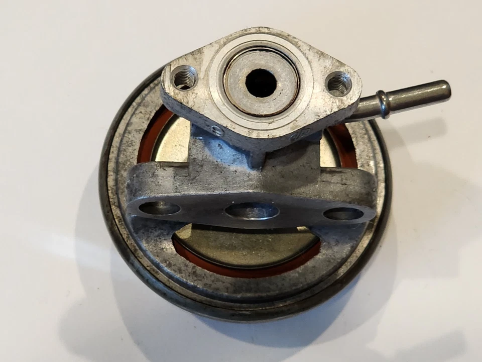 VÁLVULA EGR 25620-74330 OEM TOYOTA CAMRY SOLARA RAV4 Foto 3 de 4