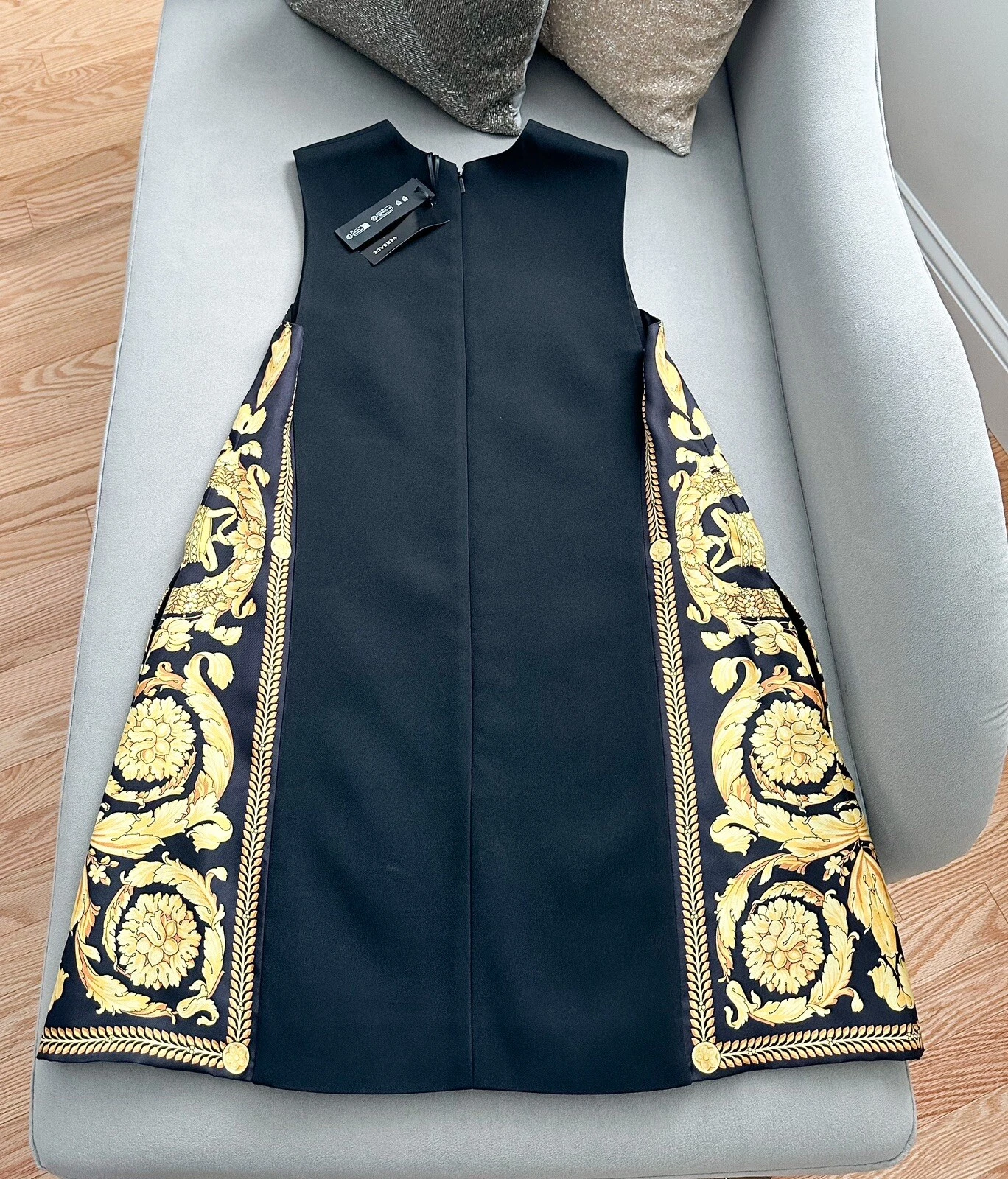 Mini abito senza maniche barocco Versace con pannelli