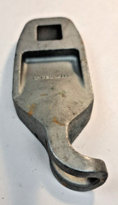 OEM JOHN DEERE M177098: Mower Depth Control Lift Arm, RH