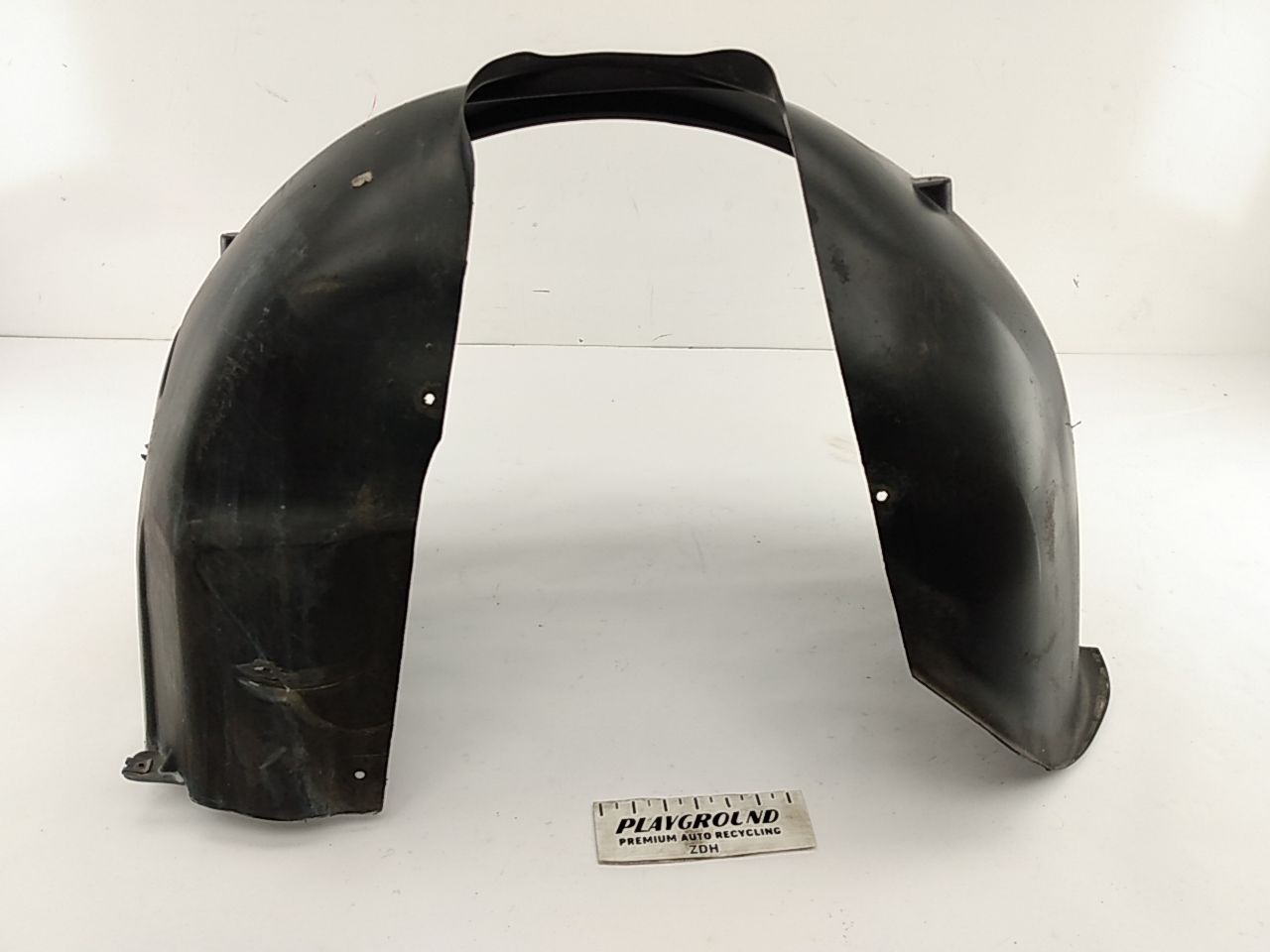 VOLVO V50 S40 Right Passenger Front Inner Fender Liner Splash Shield 2004-2011
