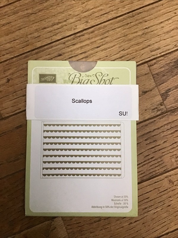 Big Shot Scallops Emboss Sleeve Stampin Up! New