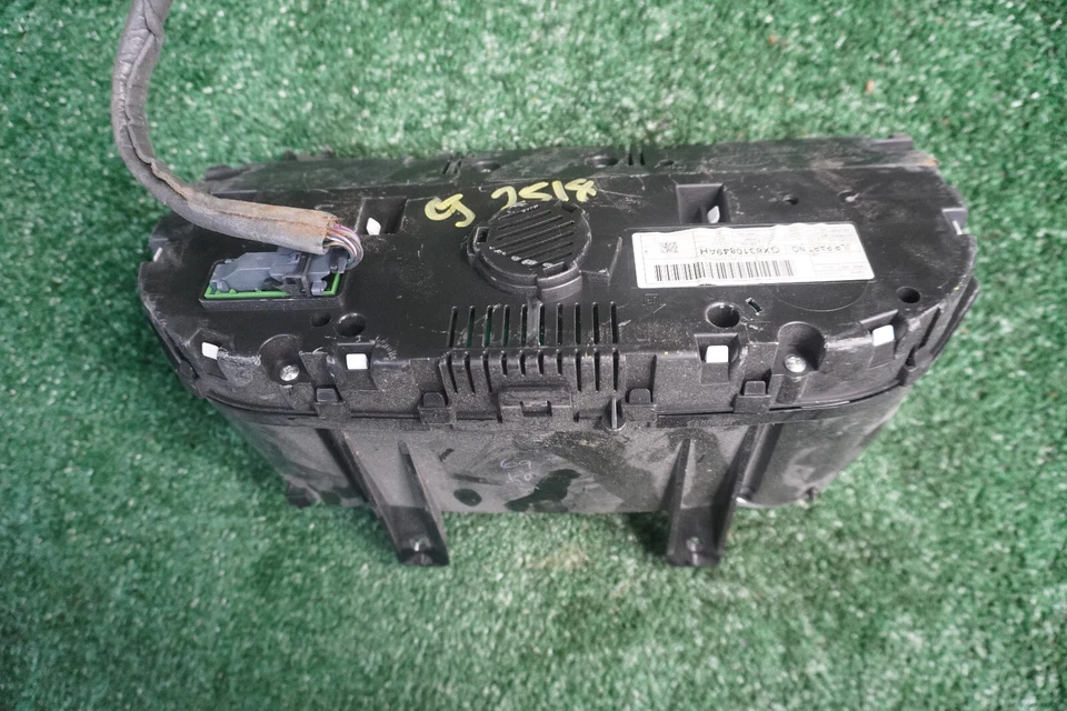 2016 2017 2018 JAGUAR XF Speedometer Gauge Cluster OEM 76K Miles GX6310849AH - Image 2 of 3