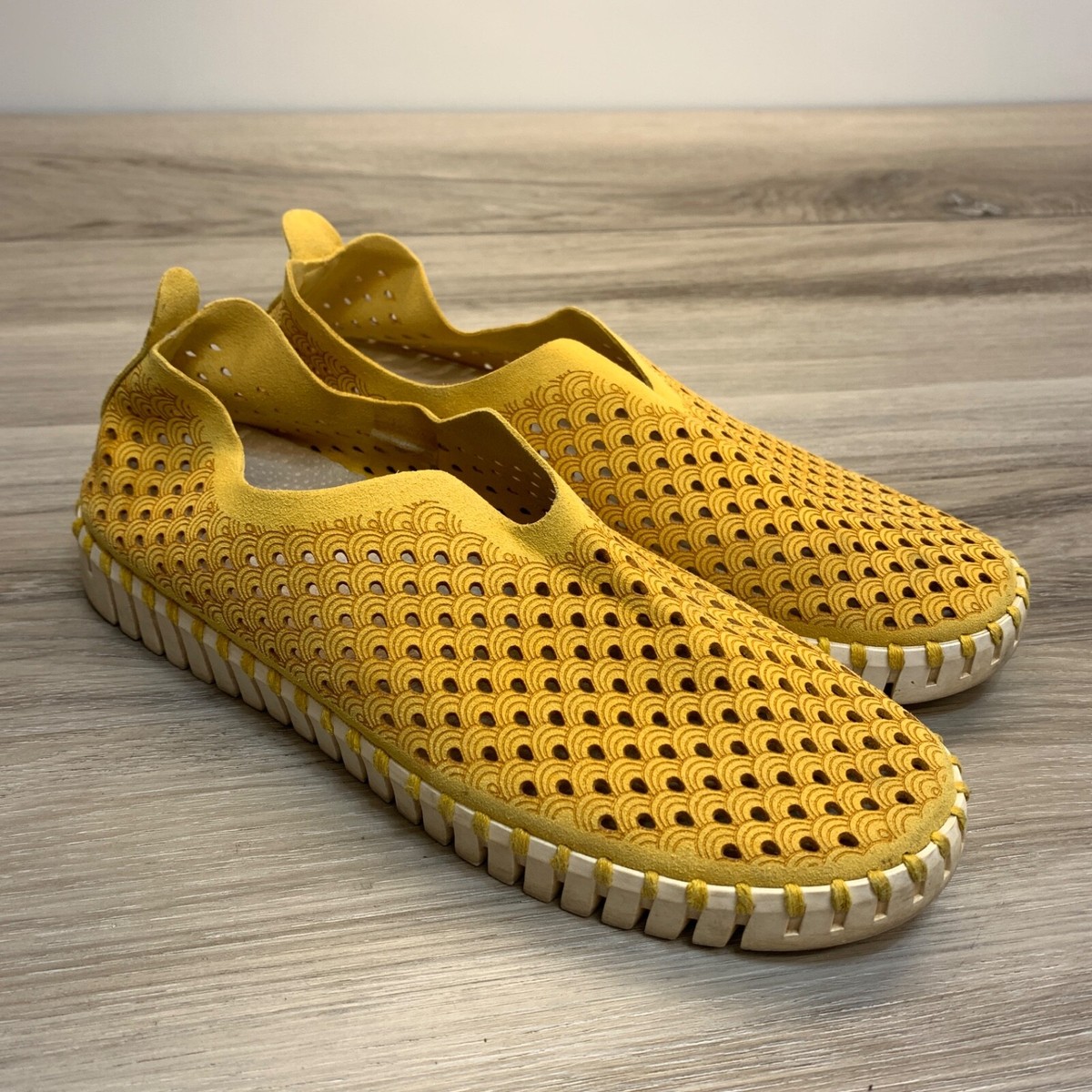 Ilse Jacobsen Womens 37 EU Tulip Slip On Shoes Perforated Flats  Sneakers