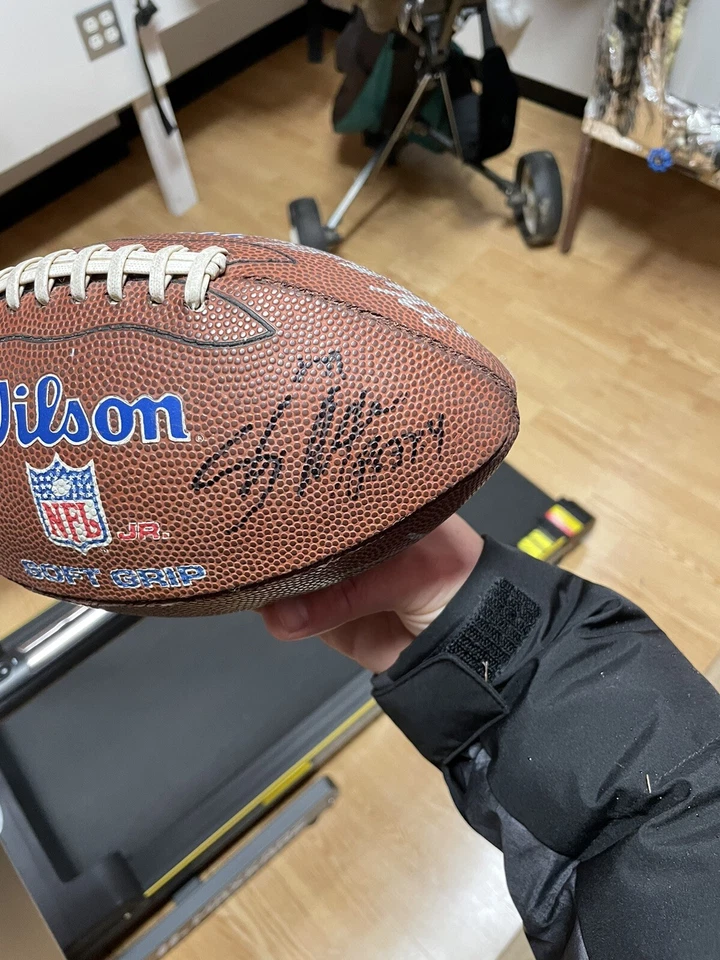 Fútbol firmado por los Seattle Seahawks Foto 4 de 4