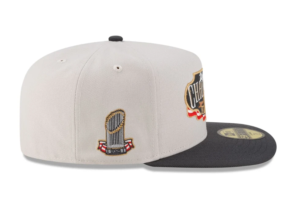 Los Angeles Dodgers 2025 Serie Mundial Campeones 59FIFTY Marco A Equipado Foto 4 de 4