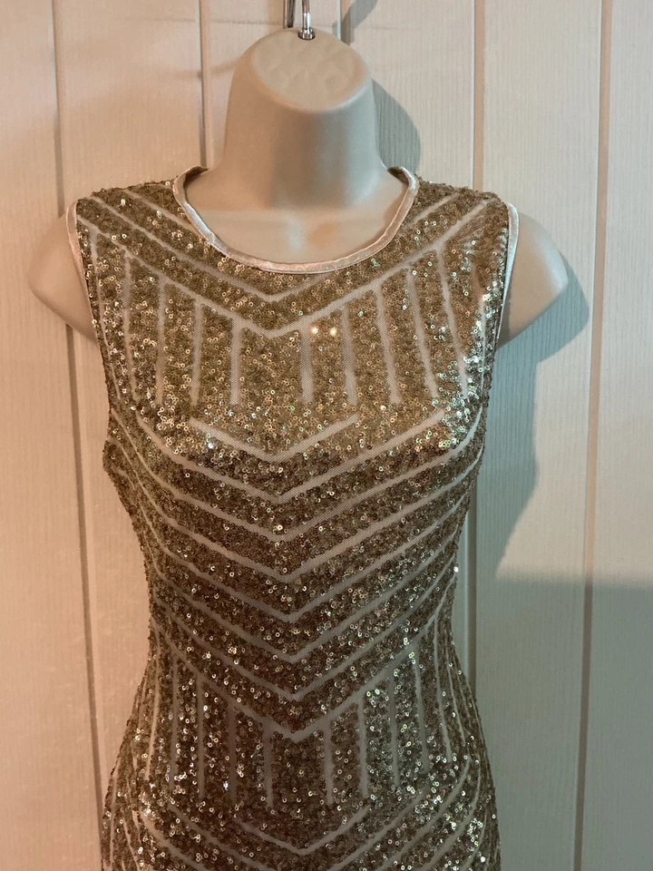 Precioso Vestido Quiz Lentejuelas Ocasión Talla 12 Fiesta Boda Cócteles Foto 2 de 4