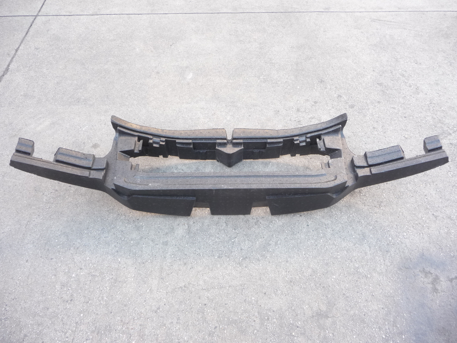 2005-2008 Maserati Quattroporte M139 Front Bumper Foam Absorber 80370400 OEM