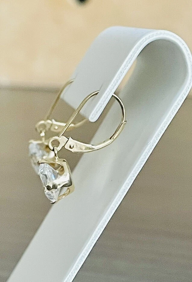 Pendientes cuadrados de circonita cúbica - Pendientes con palanca trasera chapados en oro Foto 3 de 4