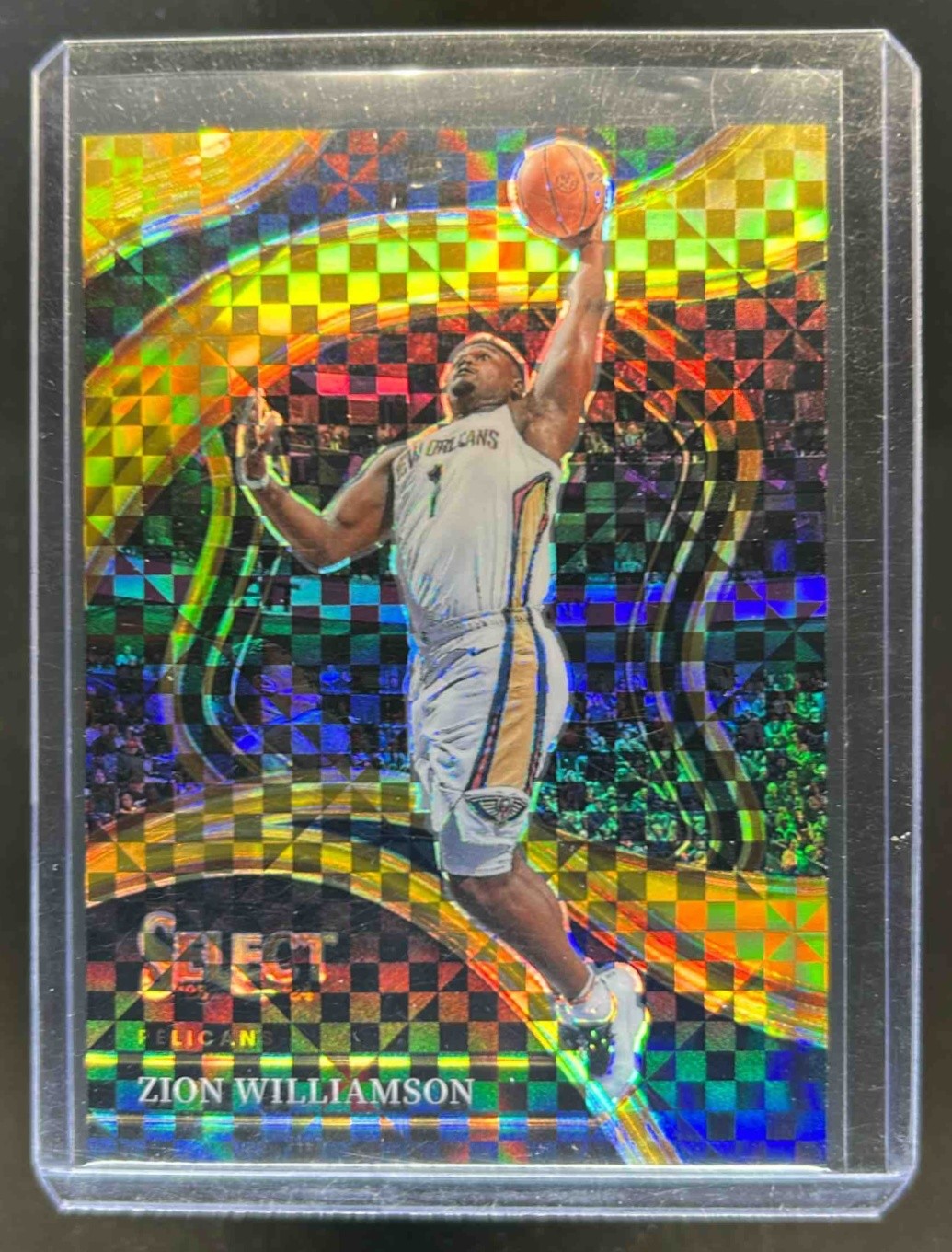 2023-24 Select Zion Williamson Gold Prizm Courtside #1/10 Pelicans