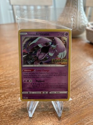 Pokémon TCG Galarian Articuno Evolving Skies SWSH123 Holo Promo Promo