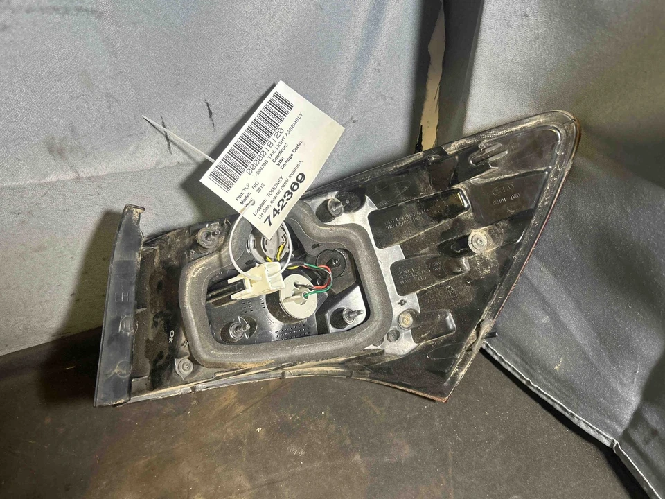 Fits 2012-17 Kia Rio Left Tail Light OEM:924011W000 Foto 3 de 4