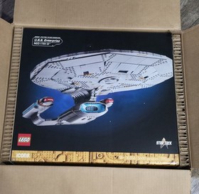 Lego 10356 Star Trek: U.S.S. Enterprise NCC-1701-D BRAND NEW  w/ Shuttle Pod GWP