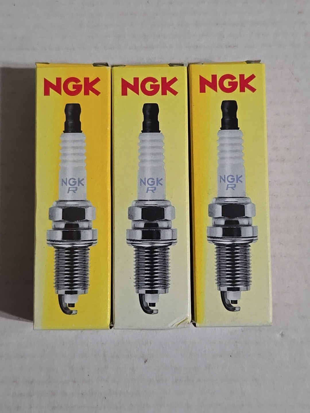 Set of 3 NGK 5422 - Nickel Spark Plugs BR8ES Removable Tip