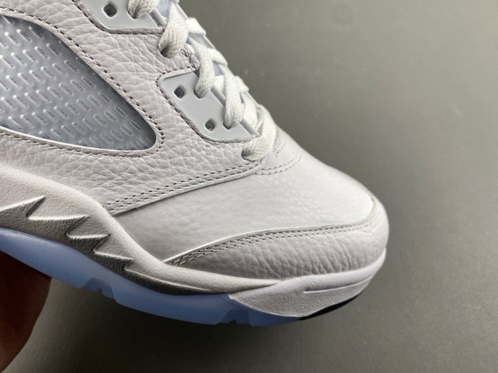 Jordan Air Jordan 5 White Ice Blue High Top Men's Leather Sneaker Athletic Shoes thumbnail 5