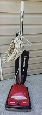 Eureka Vacuum Cleaner C2094 Heavy Duty Commercial Upright Red Runs Great 