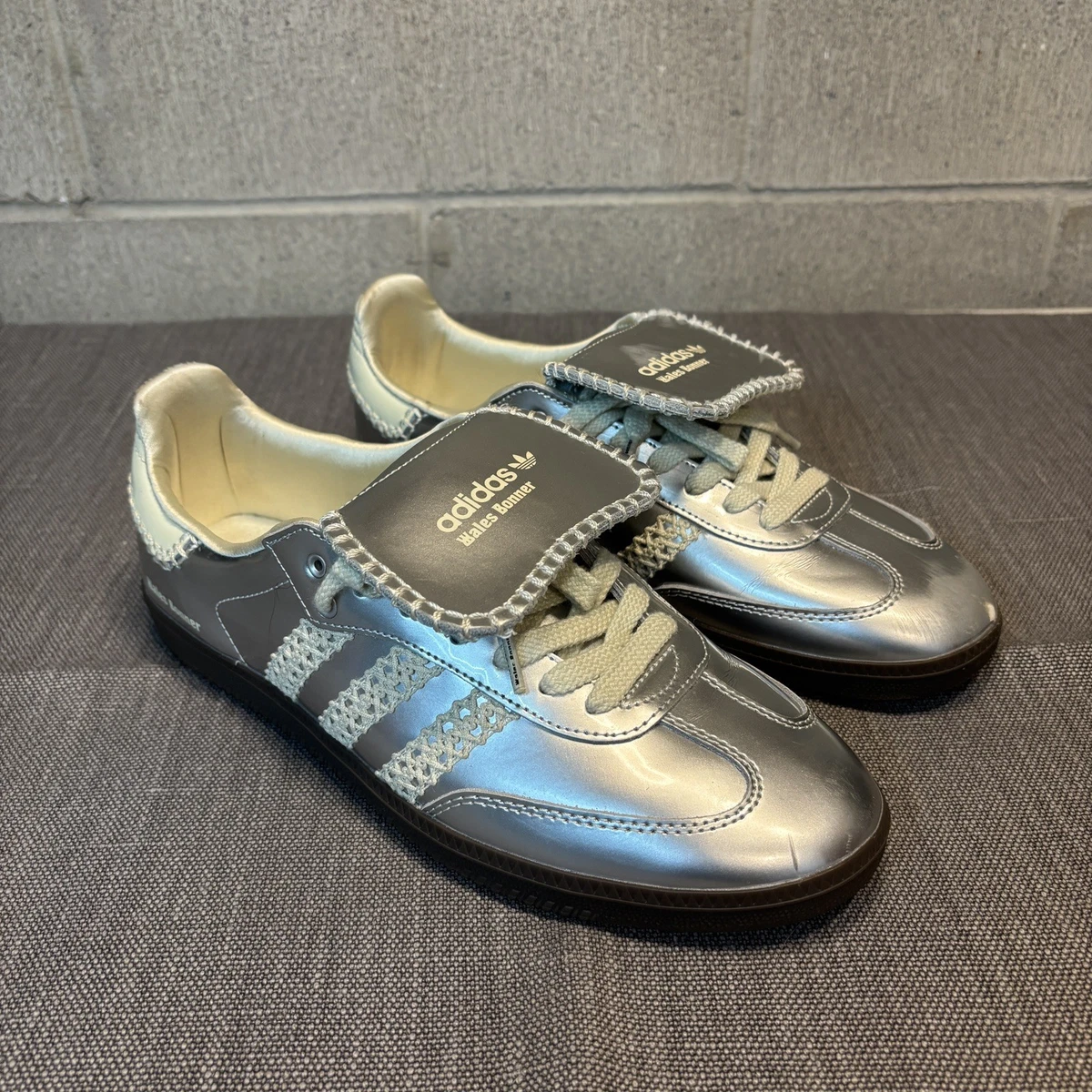 シューズ adidas WALES BONNER SIVER SAMBA 26.5 CM 0400021521734_SILVER?wid=600&