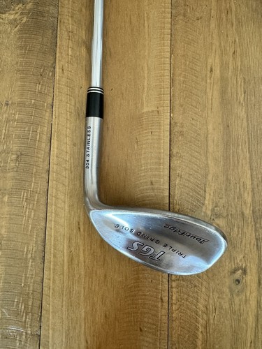 Tour Edge Golf TGS Triple Grind Sole Gap Wedge 52° Loft Steel Great Condition - Picture 2 of 3