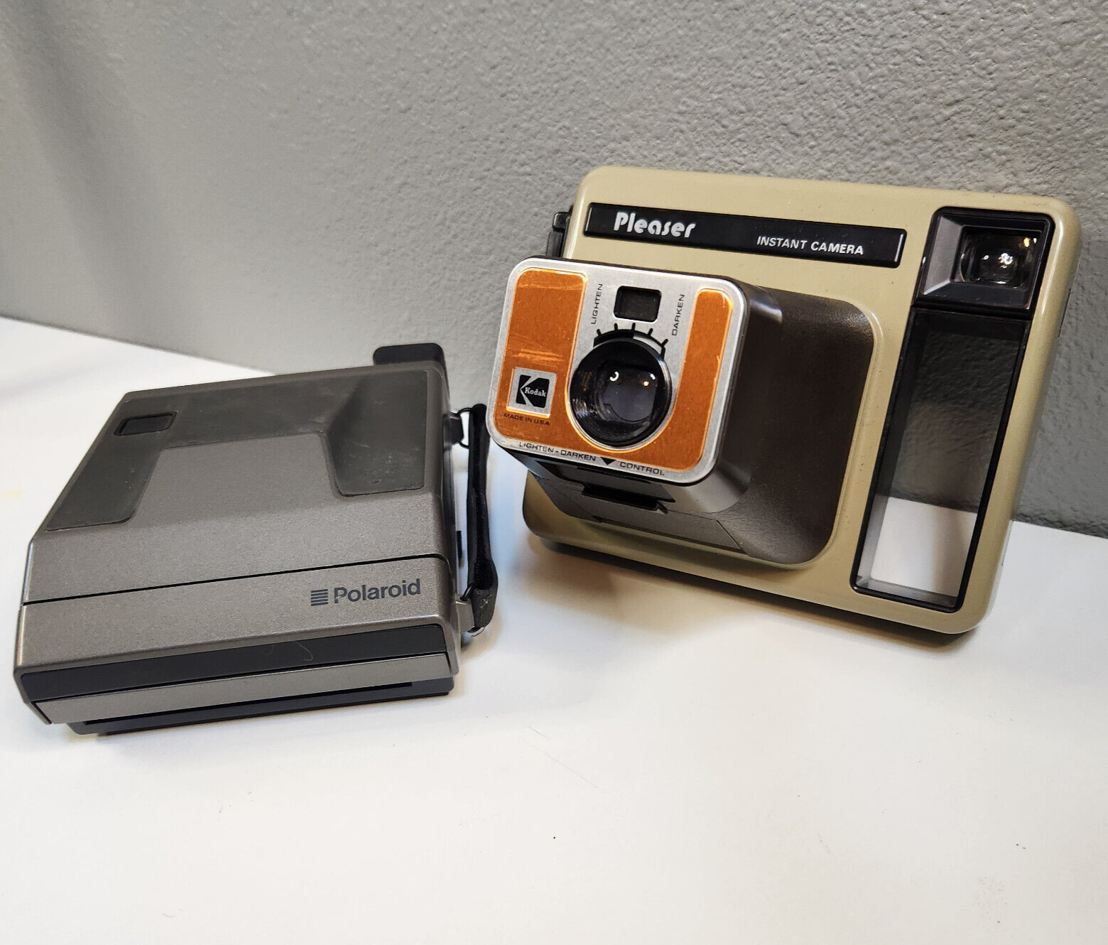 VTG Instant Camera LOT - 1978 Kodak Pleaser & 1986 Polaroid Spectra VGC Untested-image
