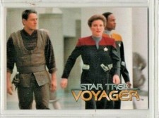 1995 Skybox Star Trek Voyager Series One Card # 57 On the Run (L)