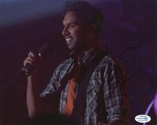 Himesh Patel Yesterday Autographed Signed 8x10 Photo ACOA