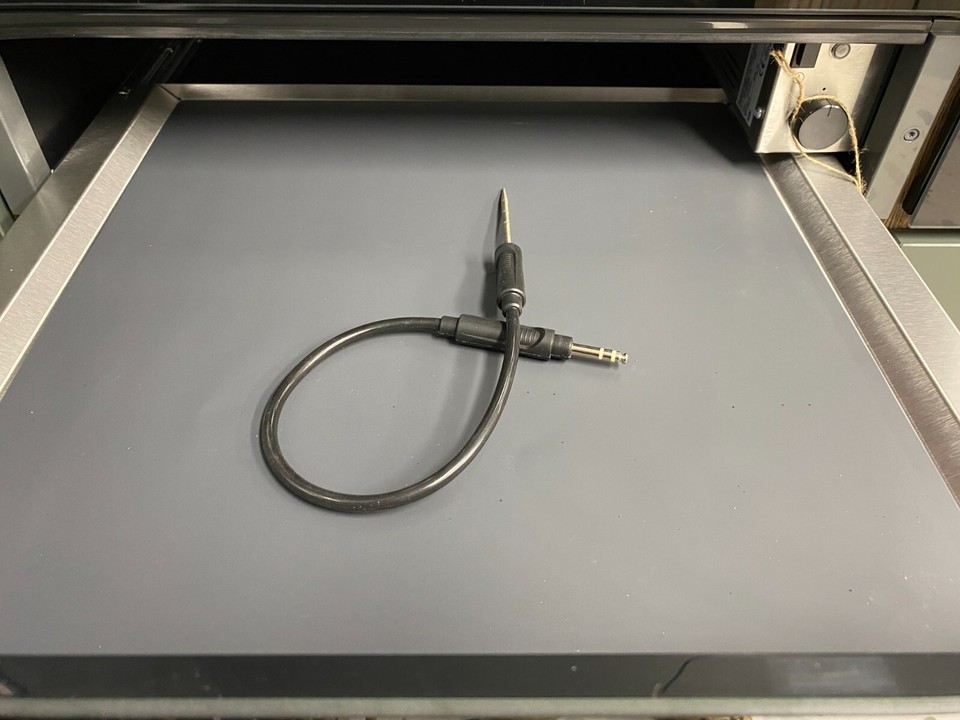 Siemens iQ500 14cm High Warming Drawer Black BI510CNR0B ExDisplay