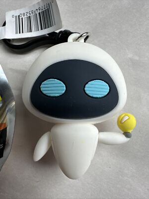 Monogram International 3D Foam Figural Bag Clip PIXAR WALL-E EVE Keychain NEW