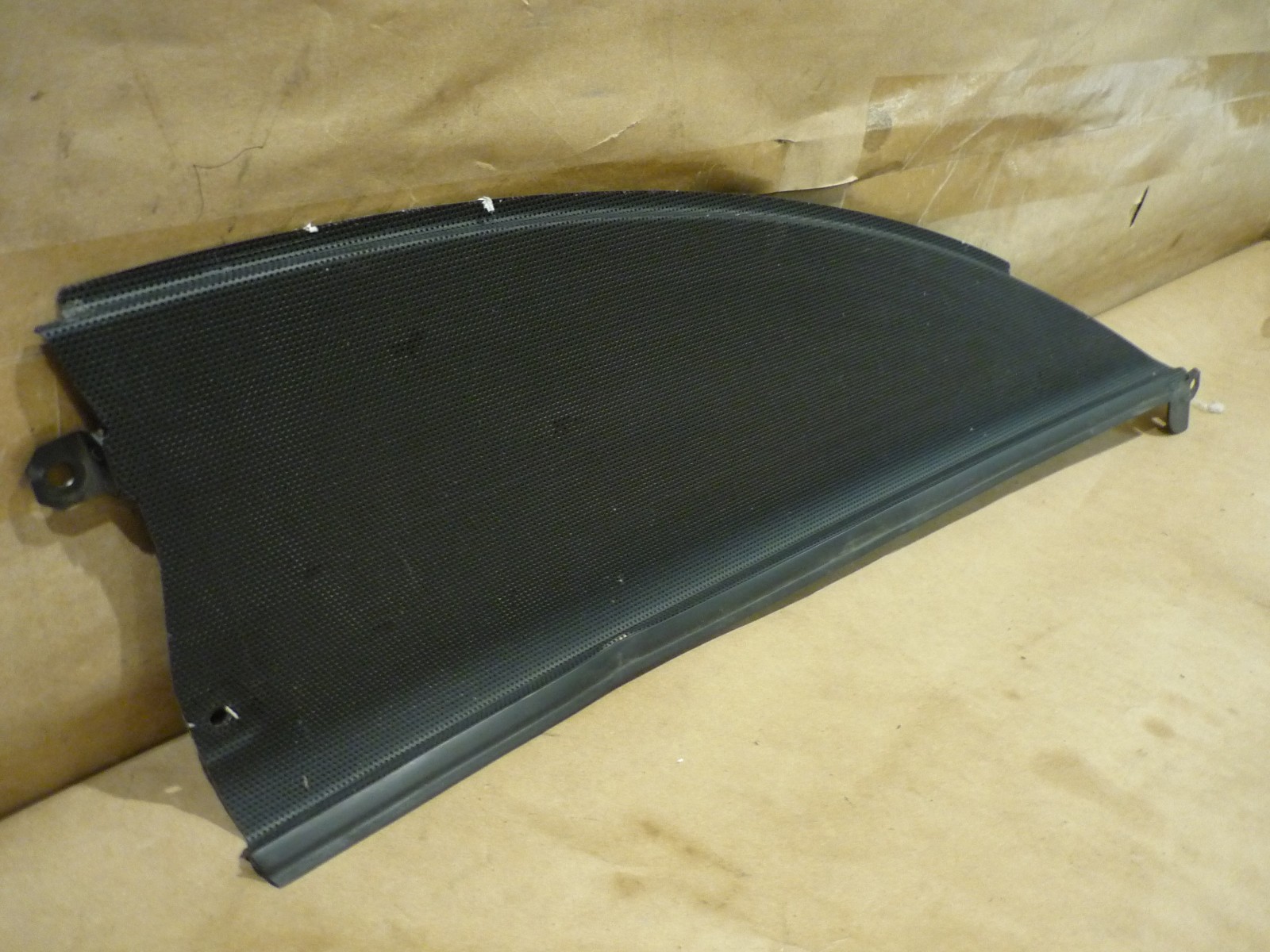 Ferrari 458 Italia,Spider - RH Upper Dash Grille LHD- P/N 83129500