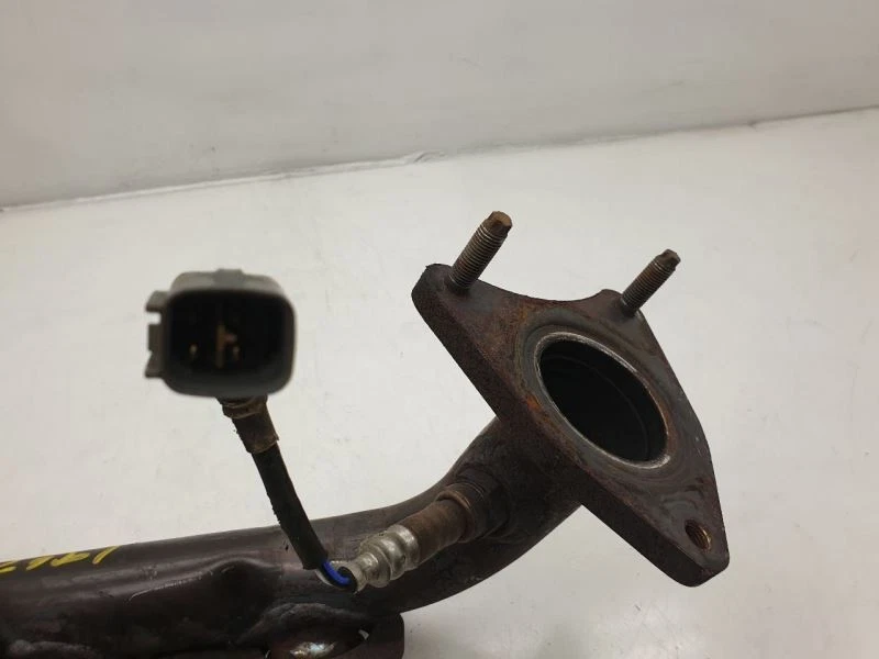 Colector de escape derecho pasajero a través de 4/05 se adapta a 98-05 LEXUS LX470 Foto 4 de 4