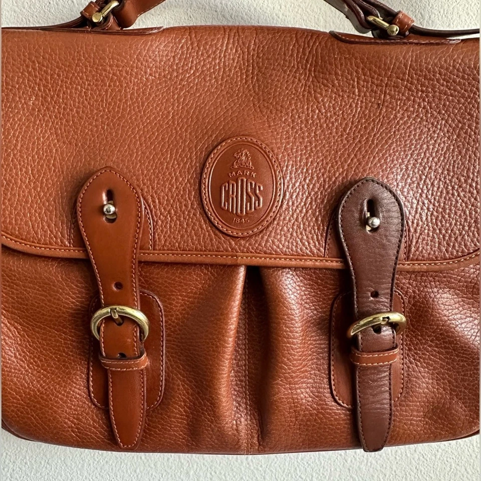 Bolso Mensajero Bolso Bandolera Vintage Mark Cross Cuero — Marrón Guijarro Hecho en Italia Foto 3 de 4