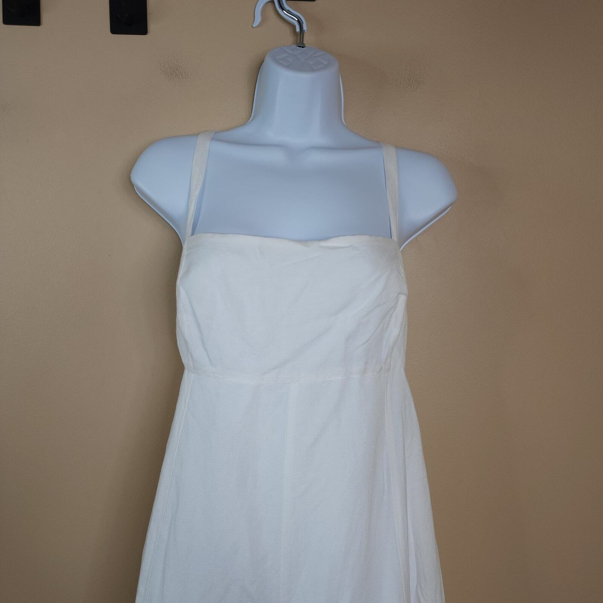green emerald velvet dress EVAZOU Women's White Cotton Boho Embroidered Eyelet Midi Dress, Sailor  Collar Sleeveless Summer Casual Beach Vacation Dress with Pockets, S at  Amazon Women's Clothing store