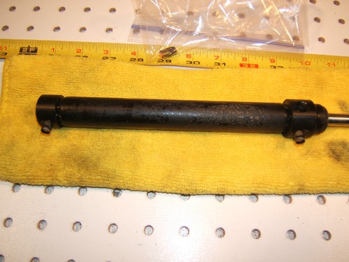 Mercedes W208 2002 CLK430 Convertible Soft top Hydrol fluid A2088000072 1 Shock - Picture 10 of 12