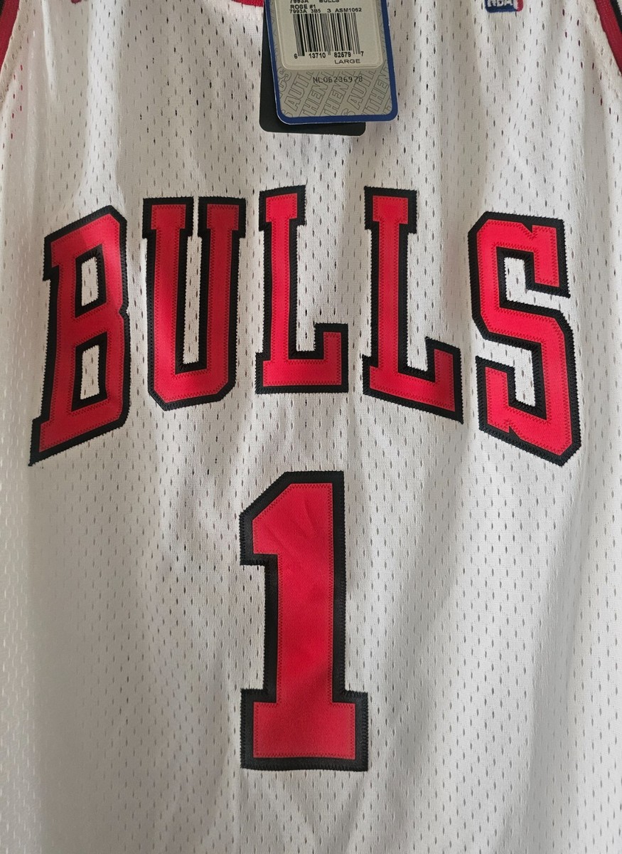 NWT VTG NBA Adidas Chicago Bulls Derrick Rose Jersey 1 ROOKIE Mens